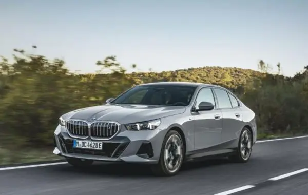 BMW i5 Sedan (G60)