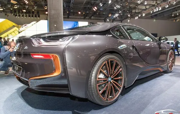 BMW i8 Coupe (I12 LCI)-8