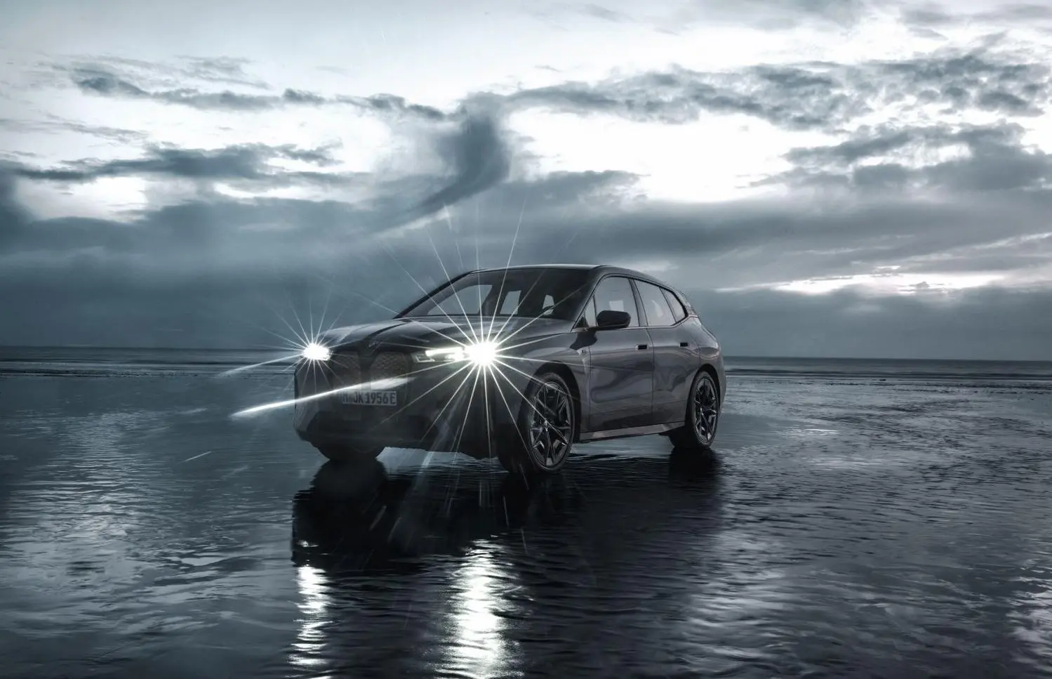 BMW iX (i20)-8