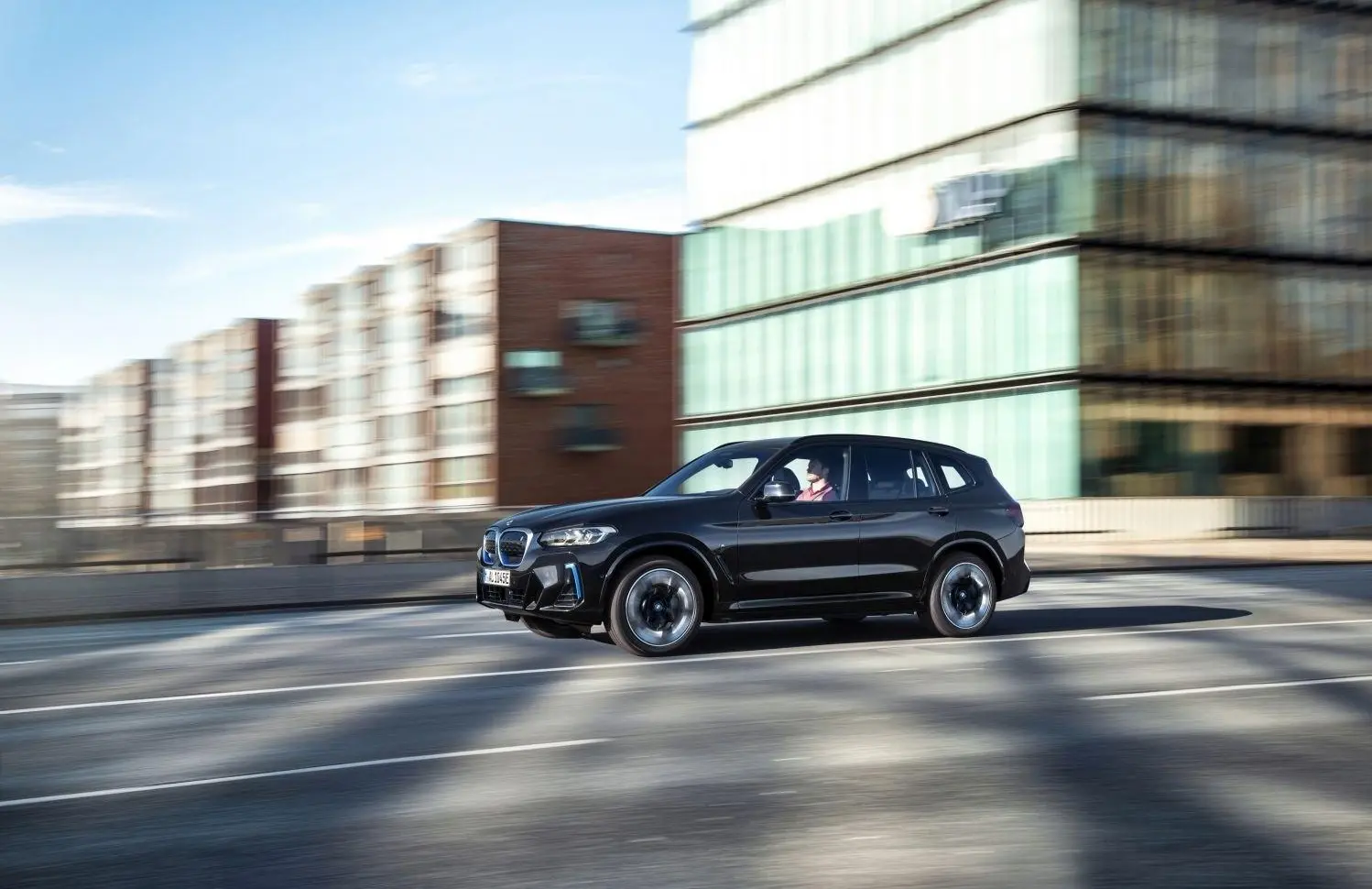 BMW iX3 (G08, facelift 2021)-8