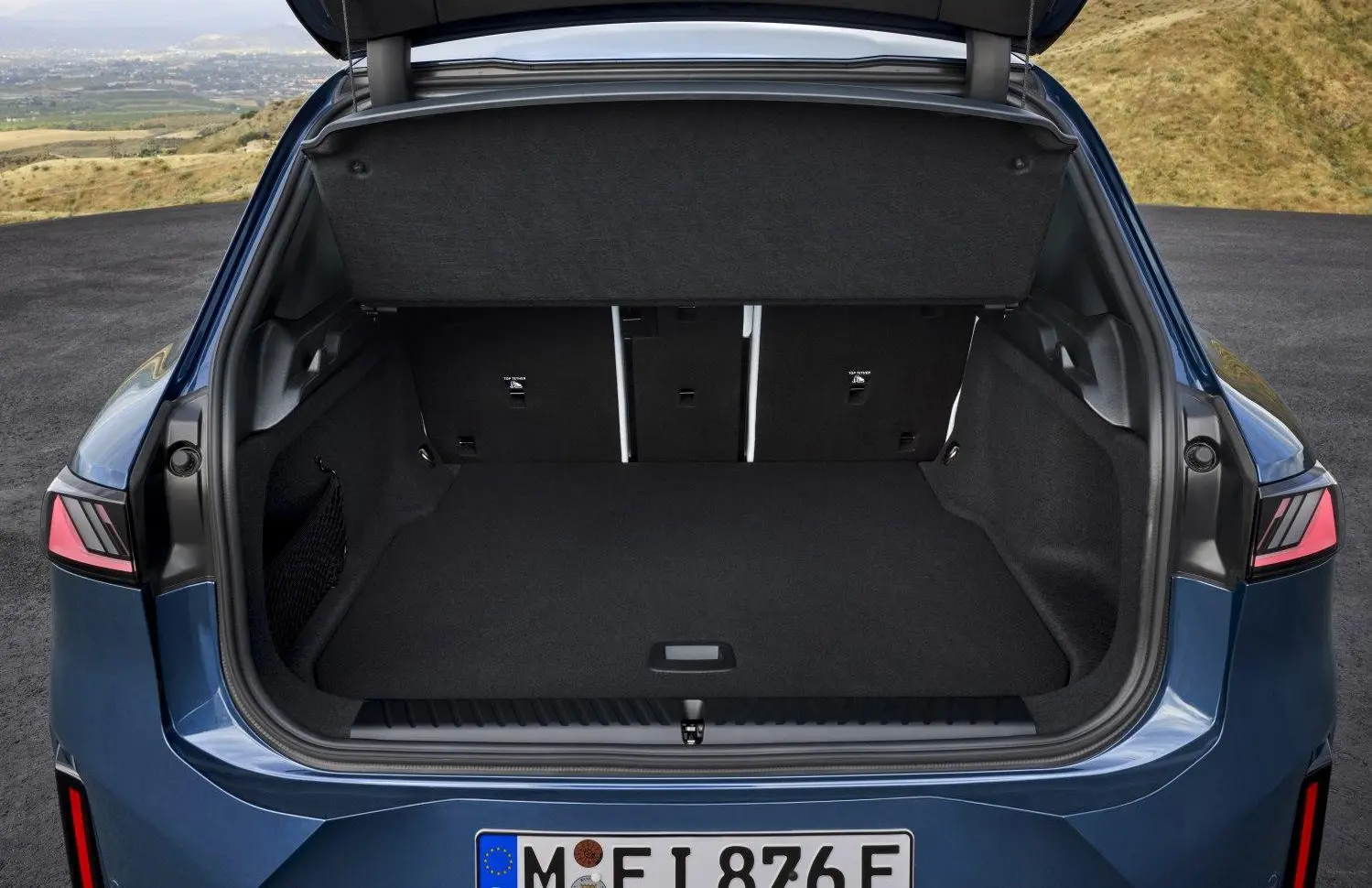 BMW iX3 (NA5)-15
