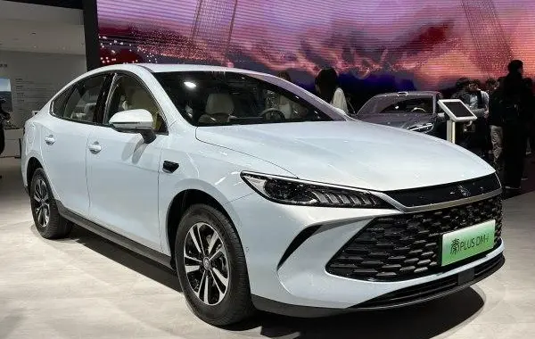 BYD Qin Plus II (facelift 2025)-0
