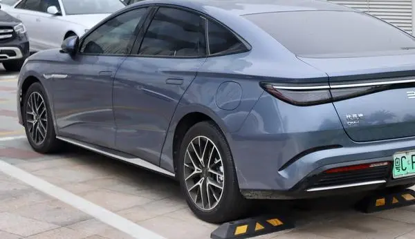 BYD Seal 07-2