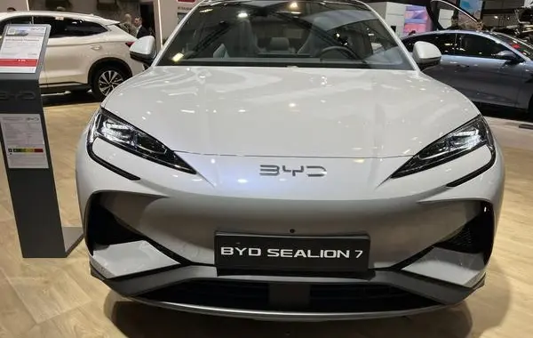 BYD Sealion 7-4