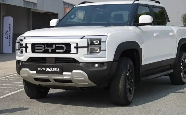 BYD Shark 6-2