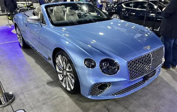 Bentley Continental GTC III-3