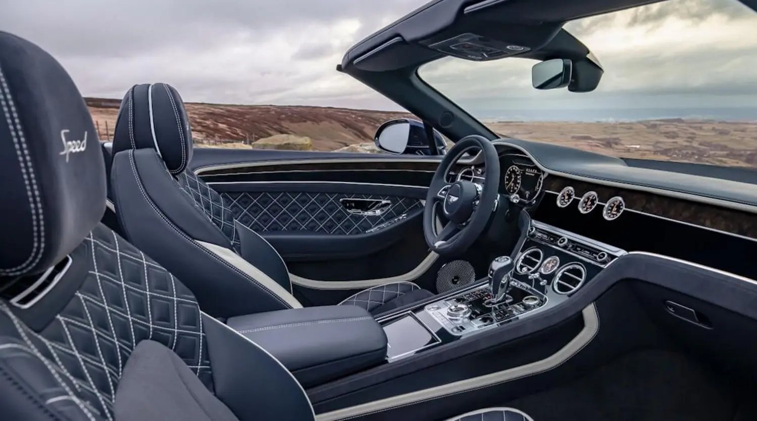 Bentley Continental GTC III-3