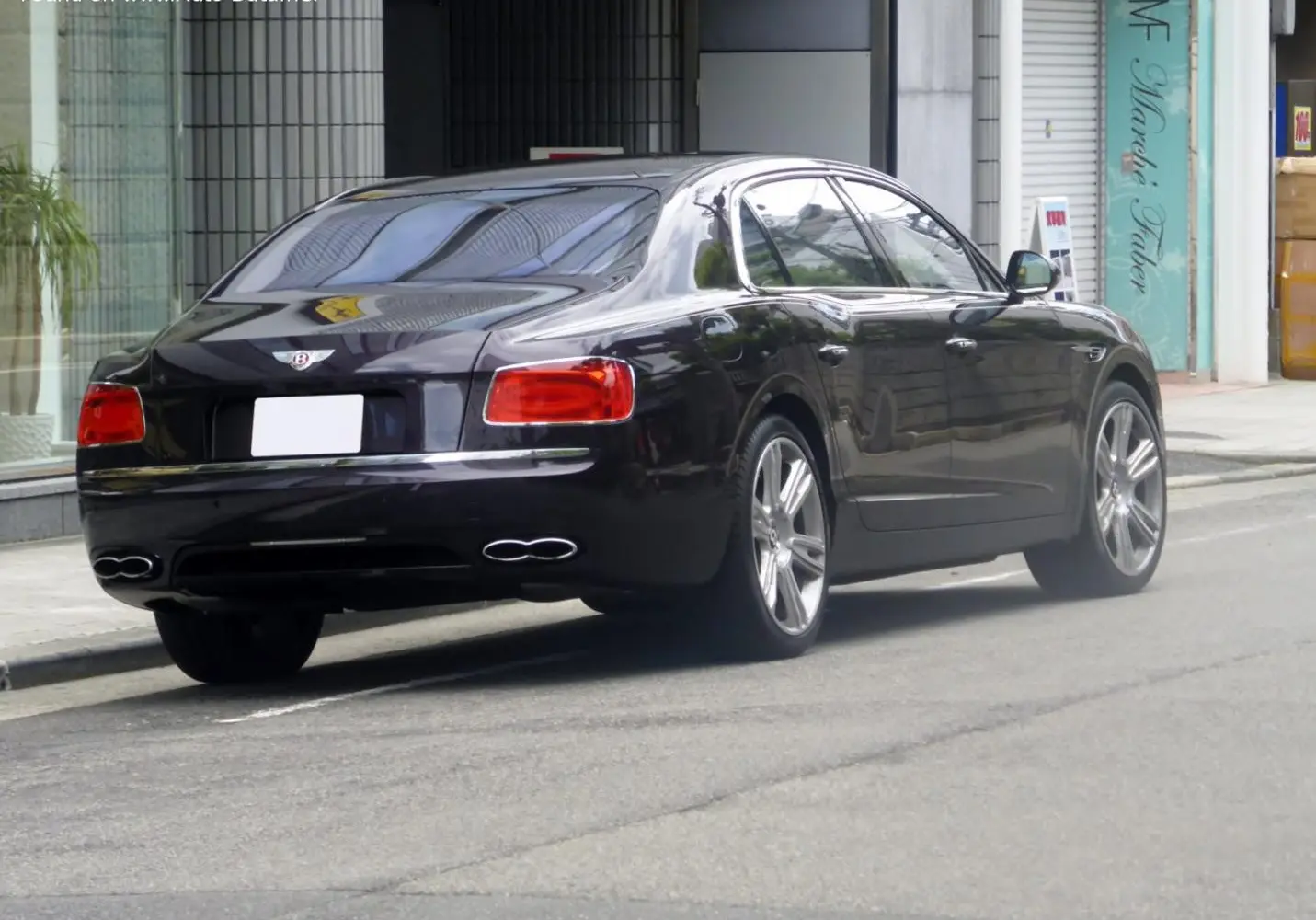 Bentley Flying Spur II-8