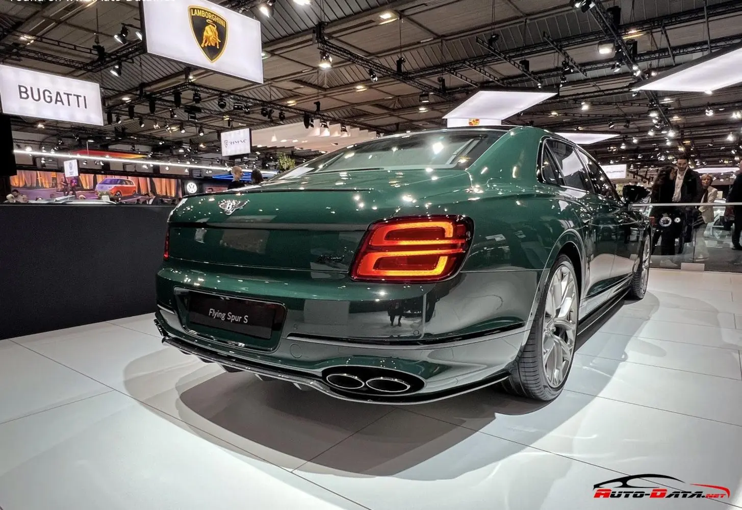 Bentley Flying Spur III-9