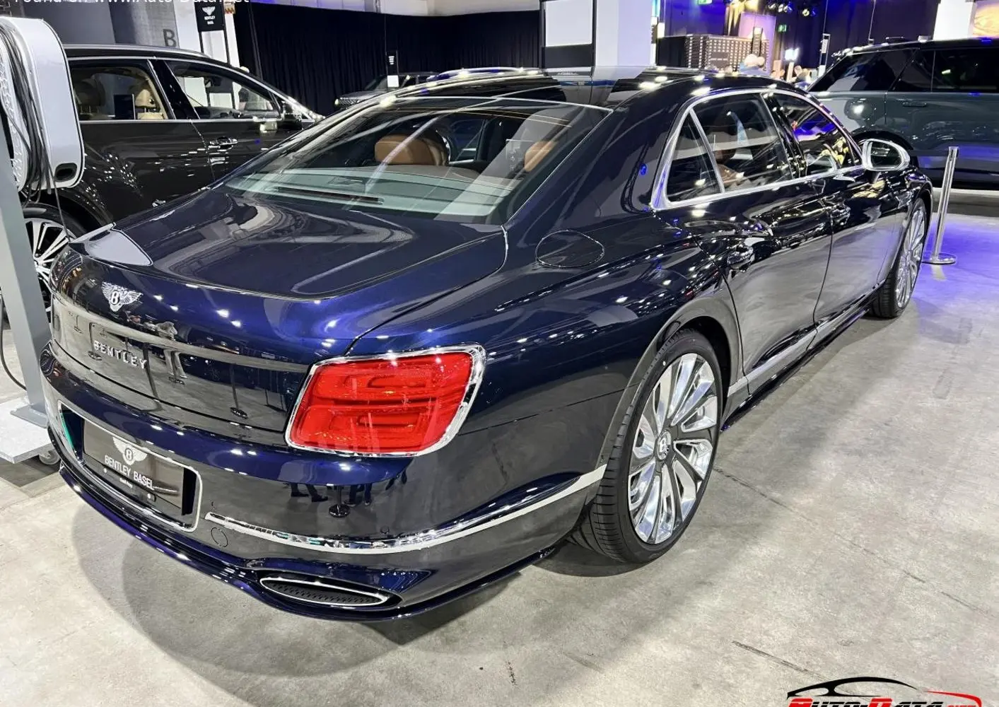 Bentley Flying Spur IV-4