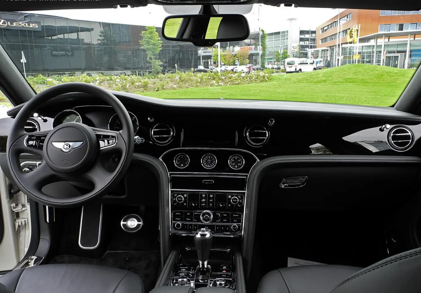 Bentley Mulsanne II-1