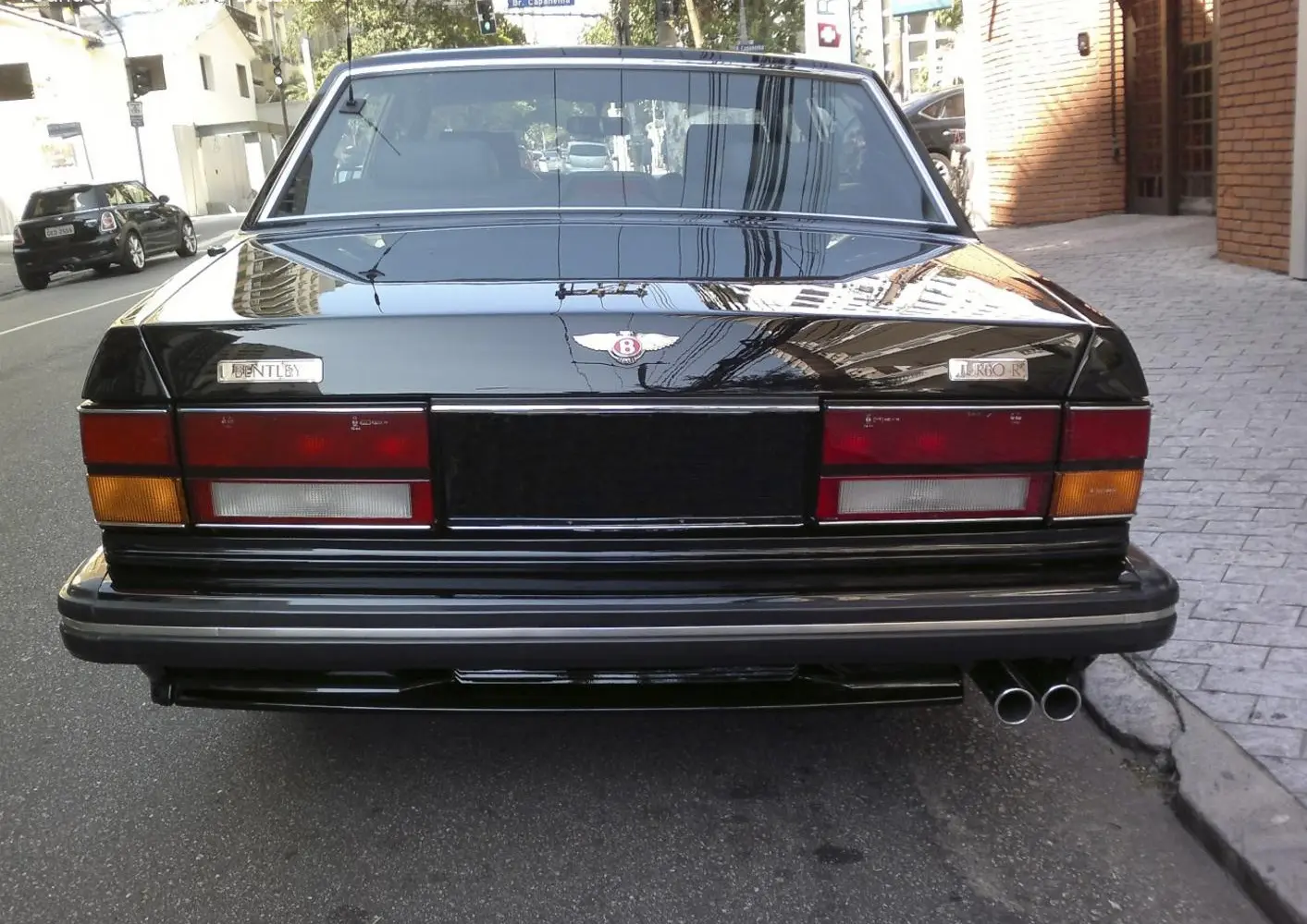 Bentley Turbo R-8