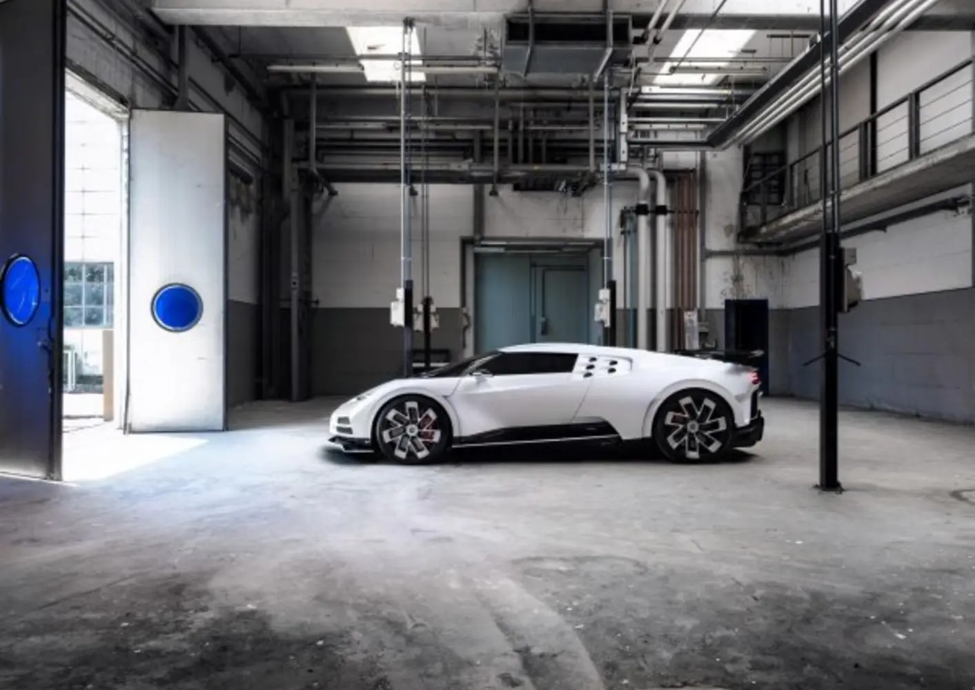 Bugatti Centodieci-2