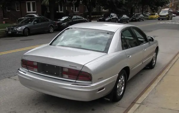 Buick Park Avenue (CW52K)-1