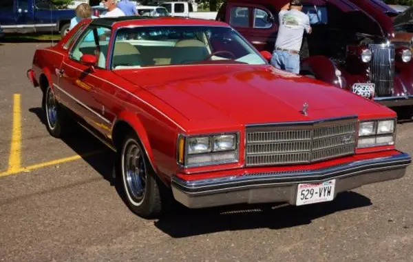 Buick Regal I Coupe (facelift 1976)