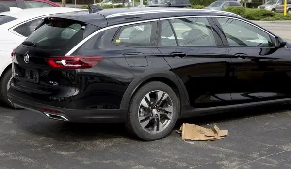 Buick Regal VI TourX
