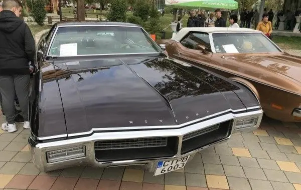 Buick Riviera II