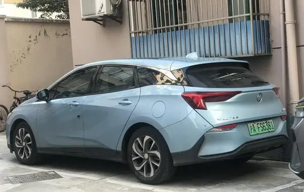 Buick Velite 6 (facelift 2021)-2