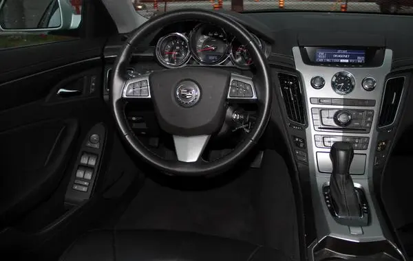 Cadillac CTS II-7