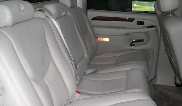 Cadillac Escalade II EXT-6