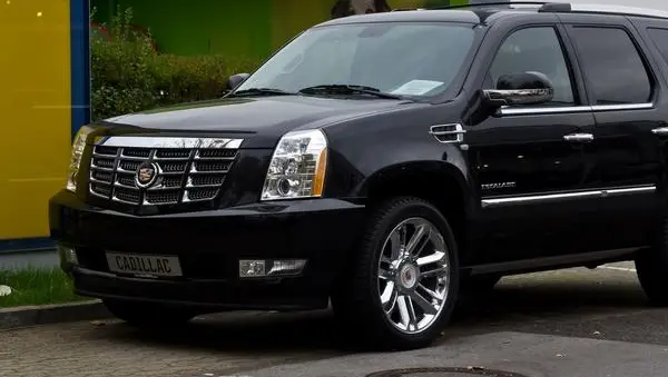 Cadillac Escalade III-3