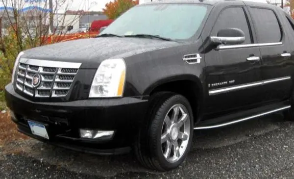 Cadillac Escalade III EXT