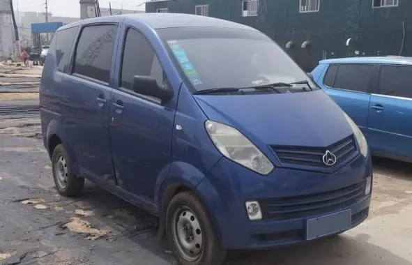 ChangAn CM8