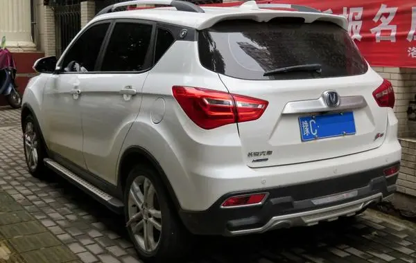 ChangAn CS35 (facelift 2017)-3