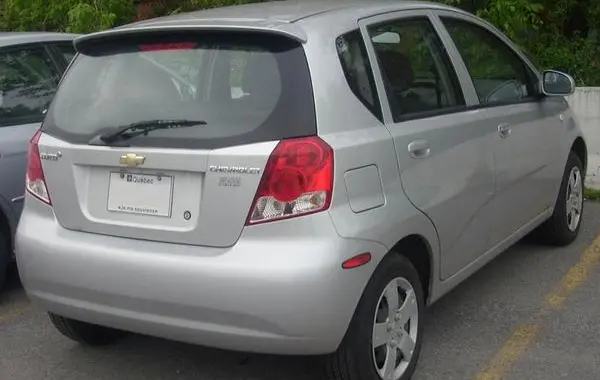 Chevrolet Aveo Hatchback-4