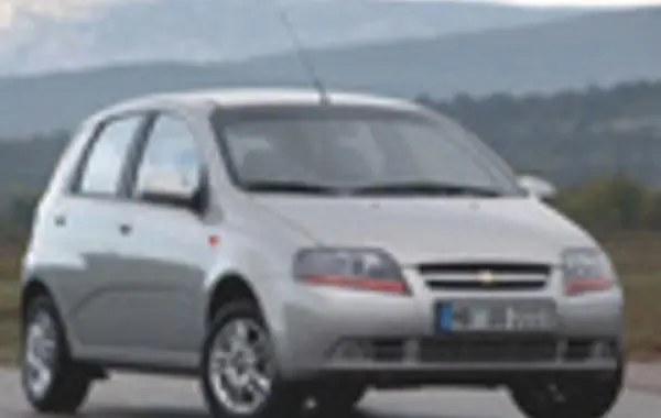 Chevrolet Aveo Hatchback-5