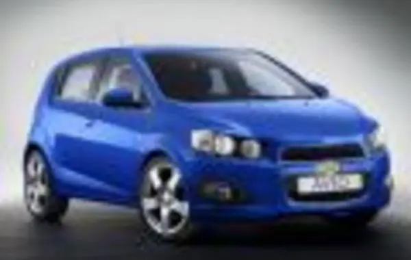 Chevrolet Aveo II Hatchback-6