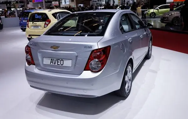 Chevrolet Aveo II Sedan-5