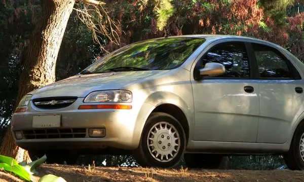 Chevrolet Aveo Sedan-0