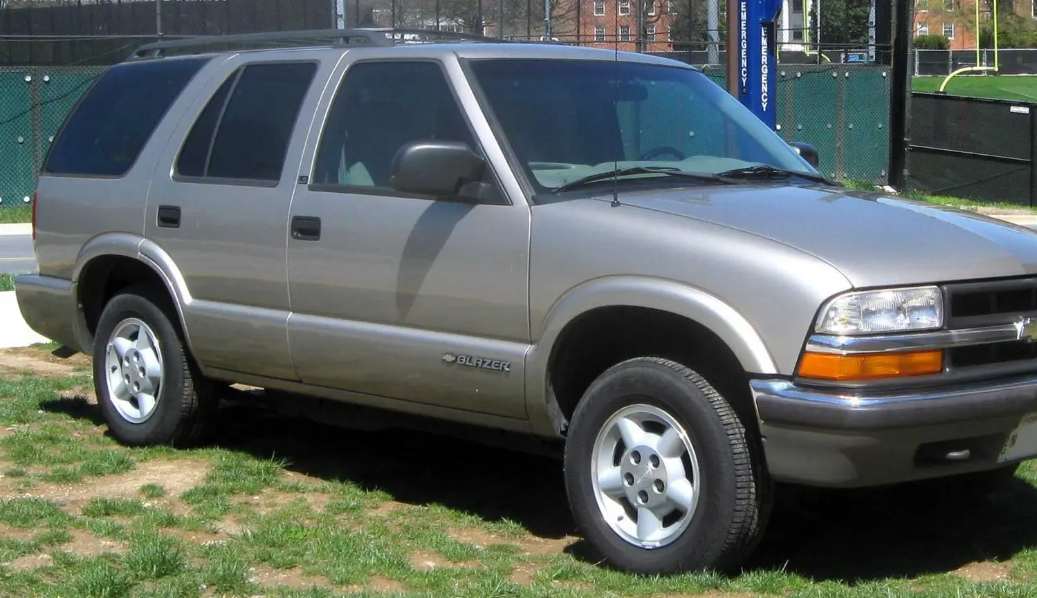 Chevrolet Blazer II (4-door, facelift 1998)-3