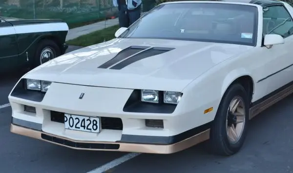 Chevrolet Camaro III-8