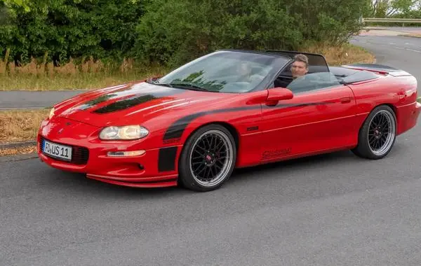 Chevrolet Camaro IV (facelift 1998) Convertible-3