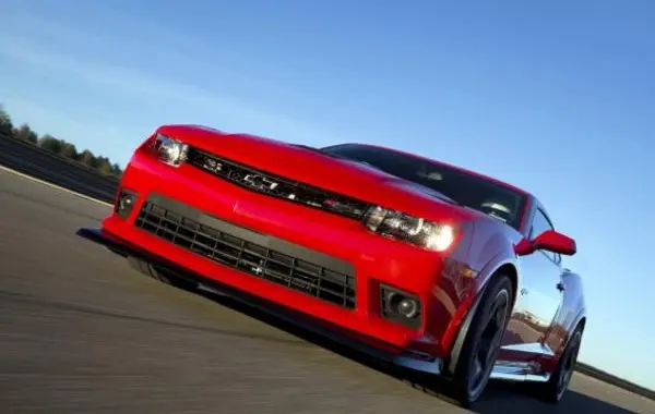 Chevrolet Camaro V (facelift 2013)-6