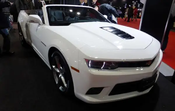 Chevrolet Camaro V (facelift 2013) Convertible-7