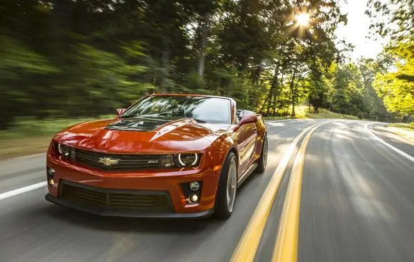 Chevrolet Camaro V (facelift 2013) Convertible-6