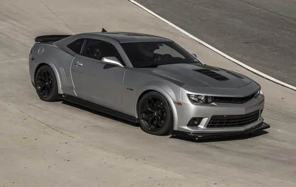 Chevrolet Camaro V (facelift 2013)-2