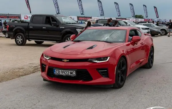 Chevrolet Camaro VI-1