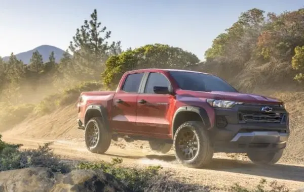 Chevrolet Colorado III Crew Cab Short Box