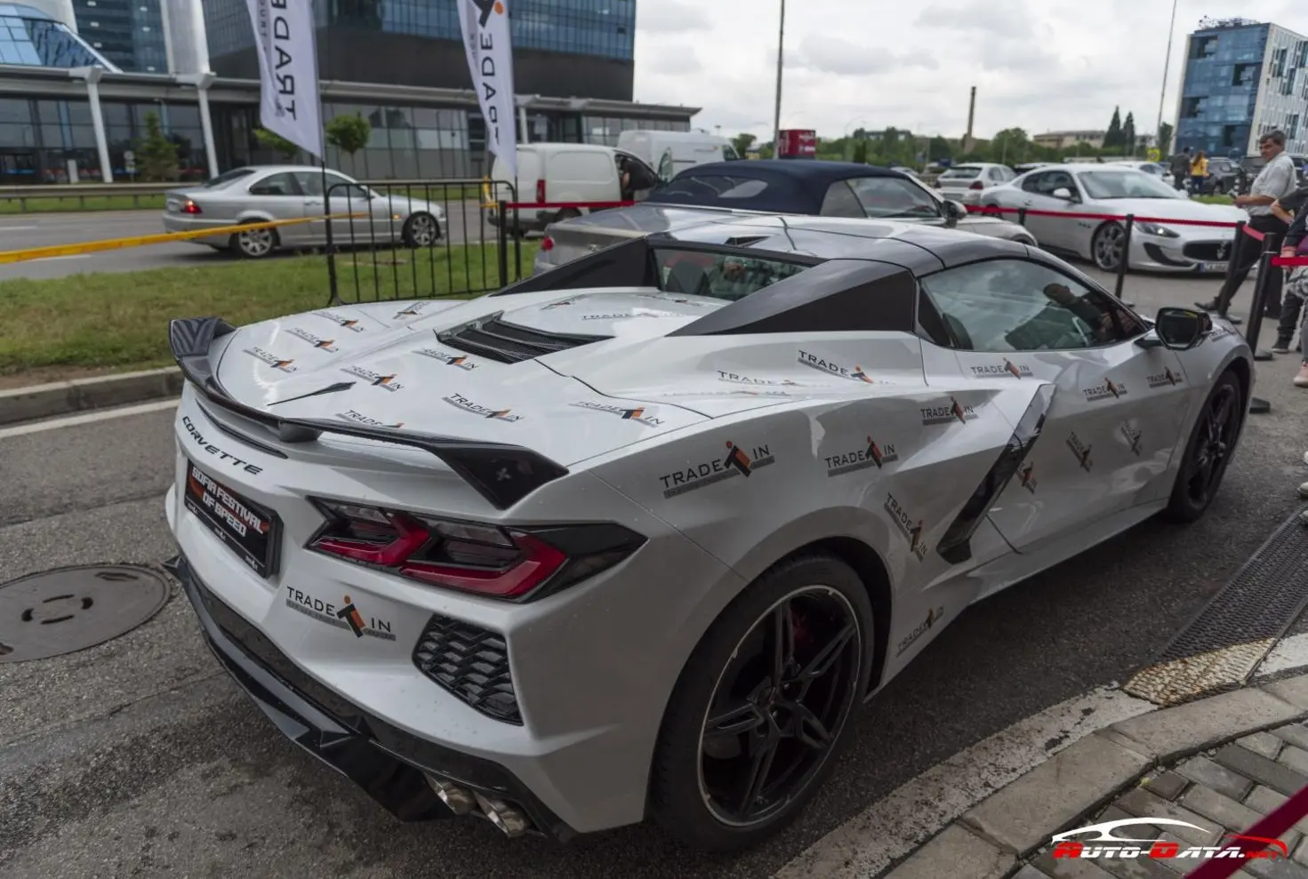 Chevrolet Corvette Convertible (C8)-7