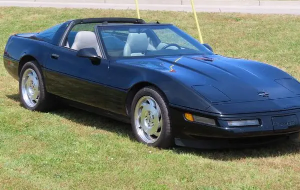 Chevrolet Corvette Coupe (C4, facelift 1990)-2
