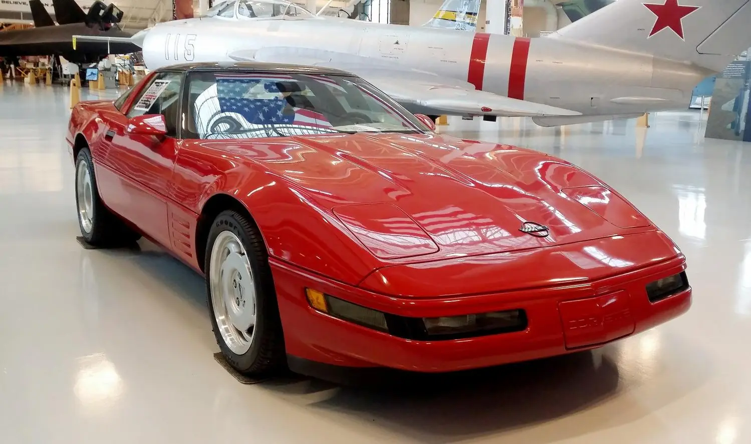 Chevrolet Corvette Coupe (C4, facelift 1990)-2