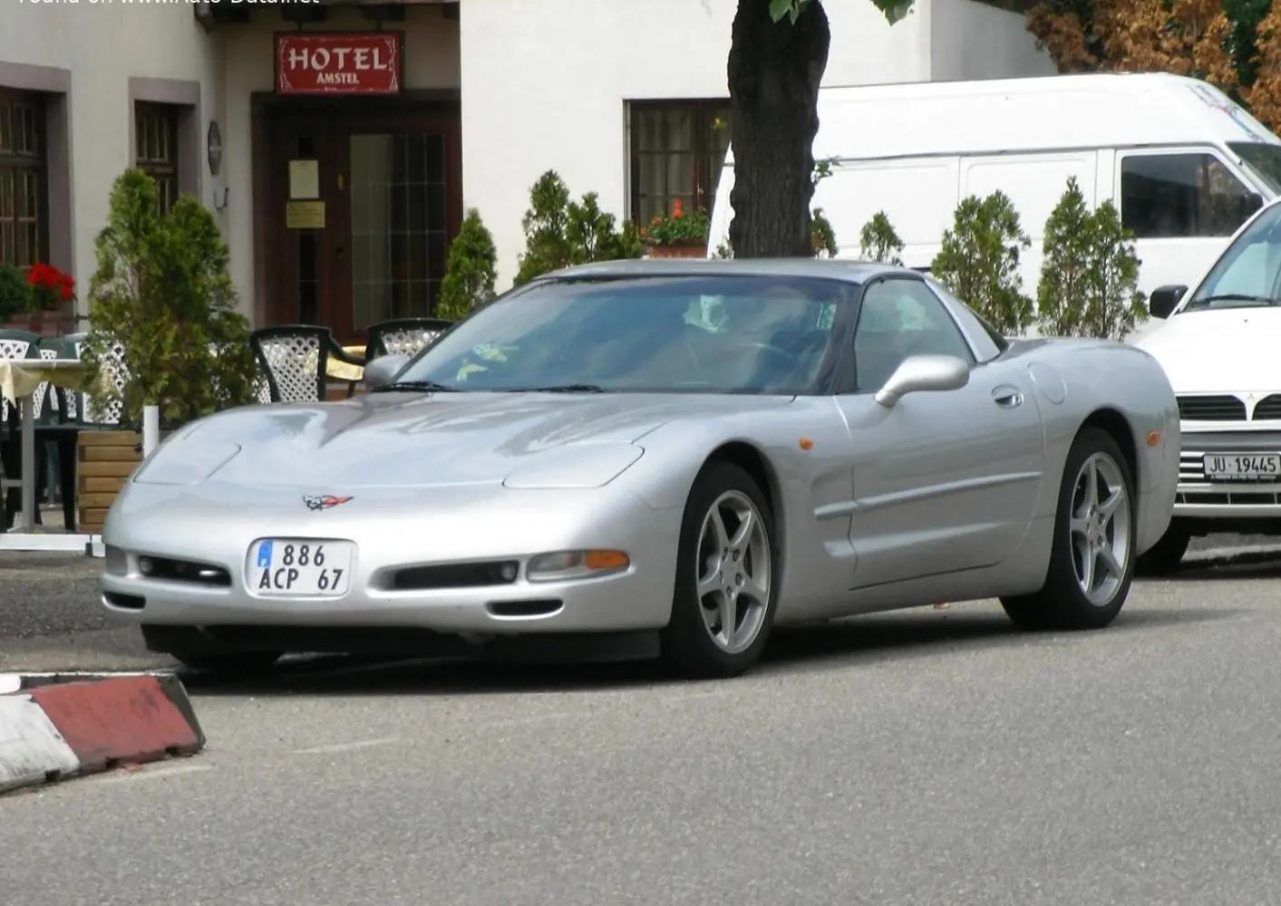 Chevrolet Corvette Coupe (C5)-2