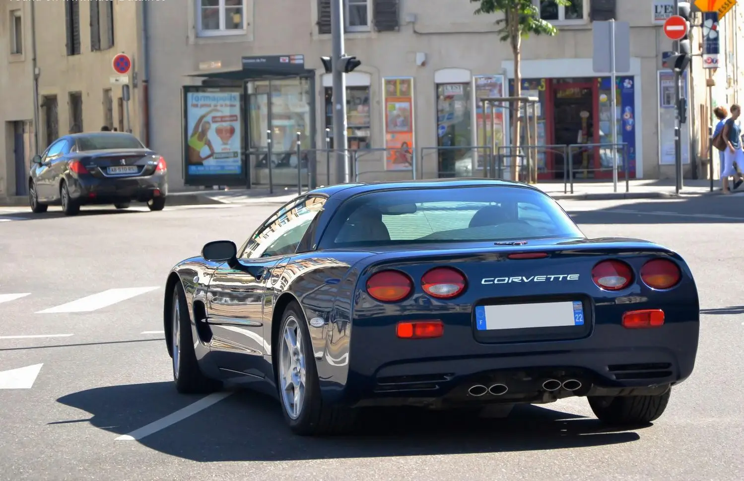 Chevrolet Corvette Coupe (C5)-6
