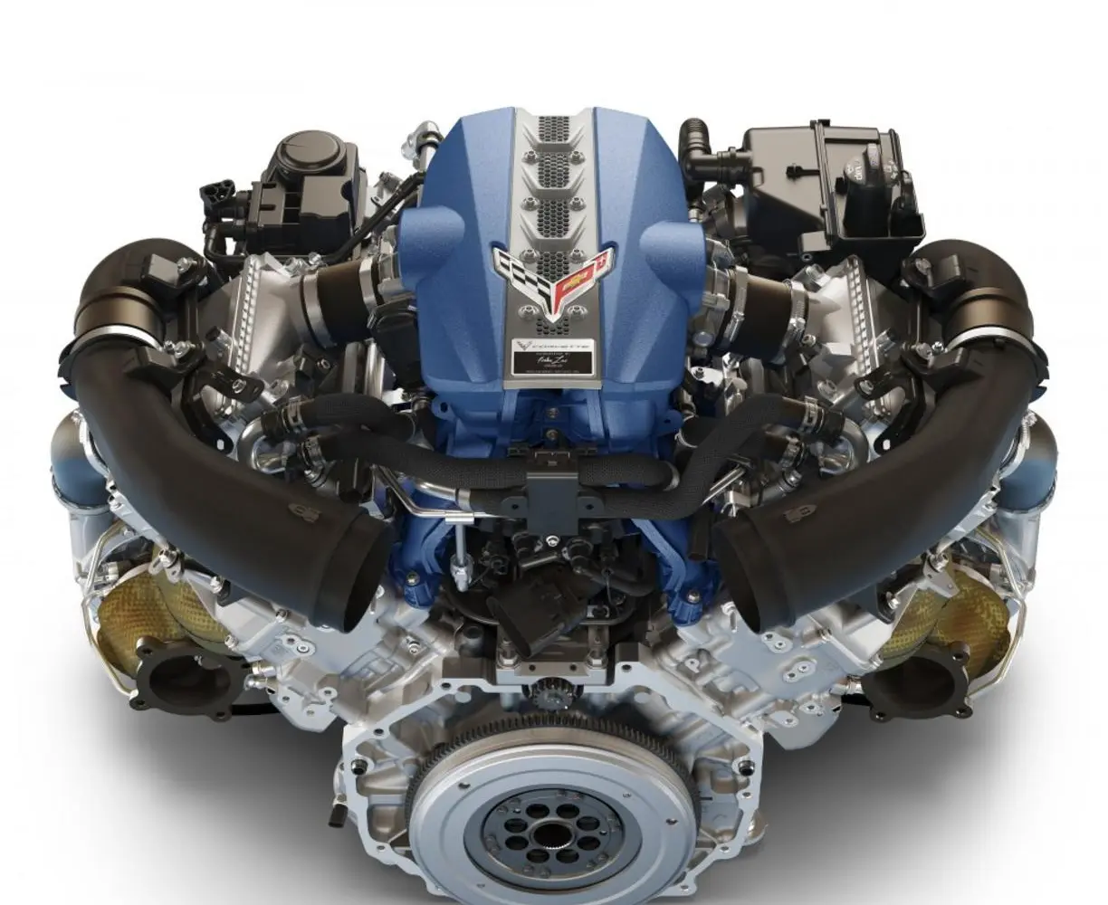 Chevrolet Corvette Coupe (C8)-8