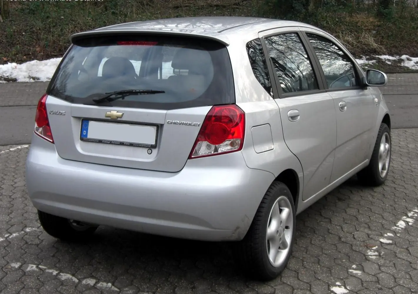 Chevrolet Kalos (T200) 5-door-2