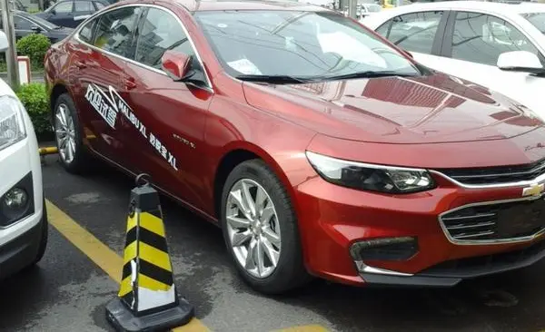 Chevrolet Malibu (XL)